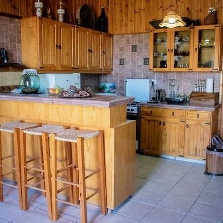 Σπίτι Με Θέα Villa Alona Exteriör bild