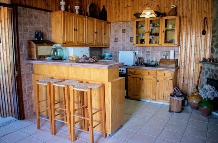 Σπίτι Με Θέα Villa Alona Exteriör bild