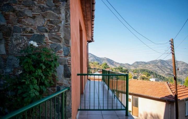 Σπίτι Με Θέα Villa Alona Exteriör bild